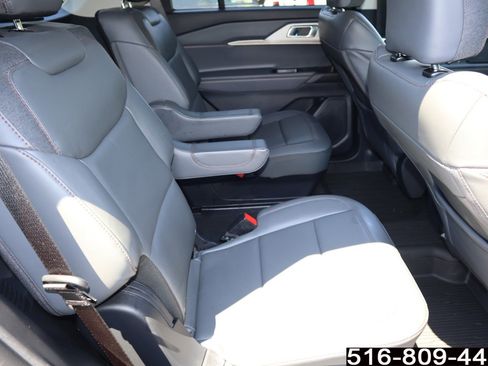 Used 2026 Ford Explorer Active w/ Active Comfort Package AWD/4WD image 24