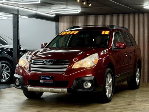Used 2013 Subaru Outback 2.5i Limited AWD/4WD image 21