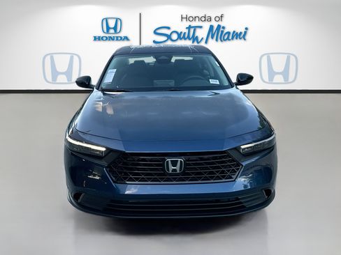 New 2025 Honda Accord SE image 2