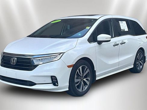 Used 2023 Honda Odyssey Touring image 3