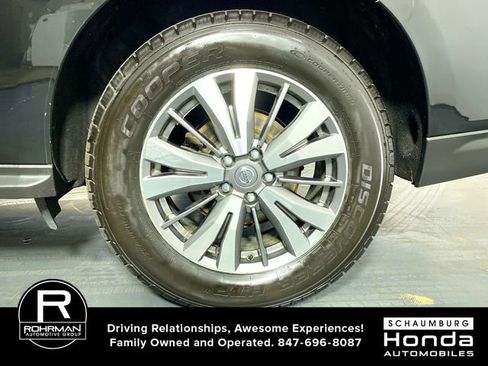 Used 2020 Nissan Pathfinder SL image 5