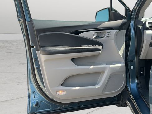 Used 2019 Honda Pilot Elite image 18