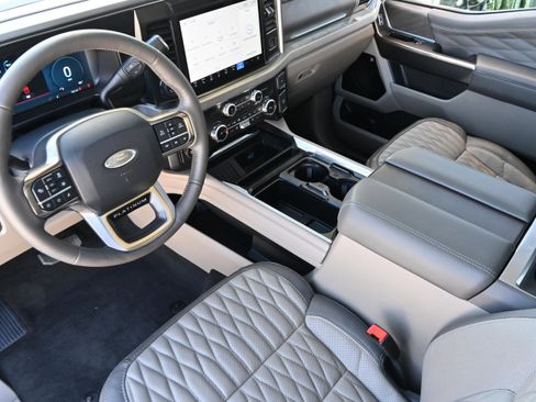 Used 2026 Ford F450 Platinum w/ Platinum Plus Package image 19