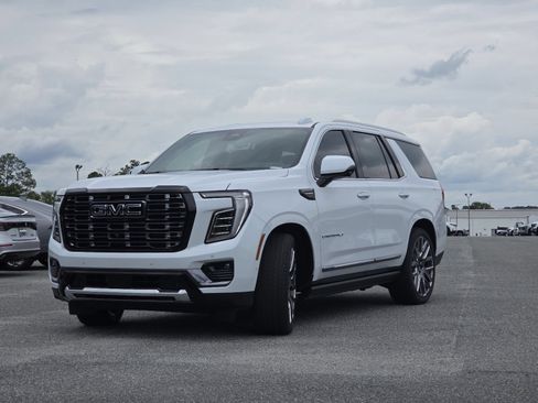 New 2026 GMC Yukon Denali Ultimate AWD/4WD image 18