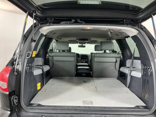 Used 2010 Toyota Sequoia Platinum AWD/4WD image 27