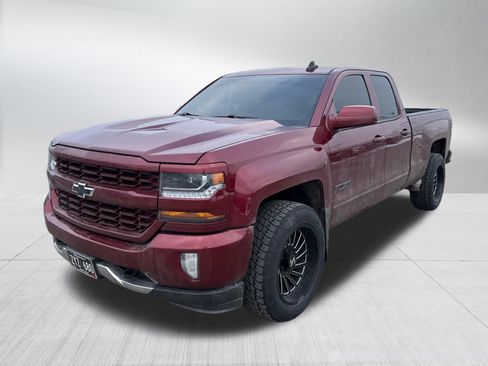 Used 2016 Chevrolet Silverado 1500 LT w/ All Star Edition image 3
