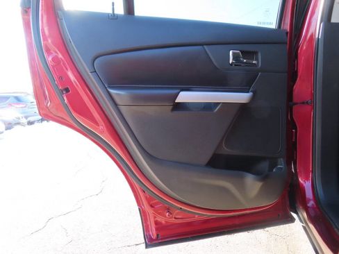 Used 2013 Ford Edge SEL AWD/4WD image 32