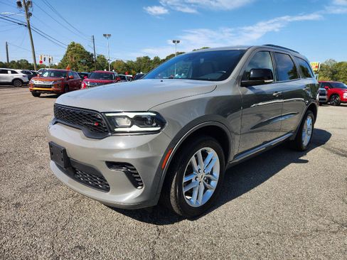 Used 2024 Dodge Durango GT image 7