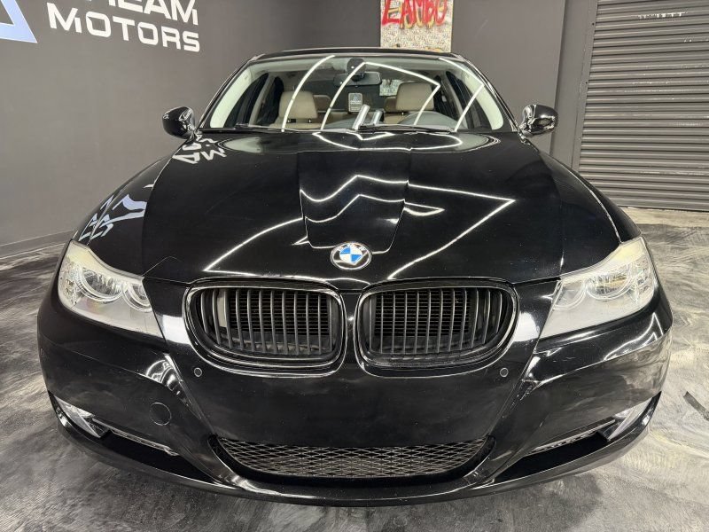 Used 2010 BMW 328i Sedan RWD image 2