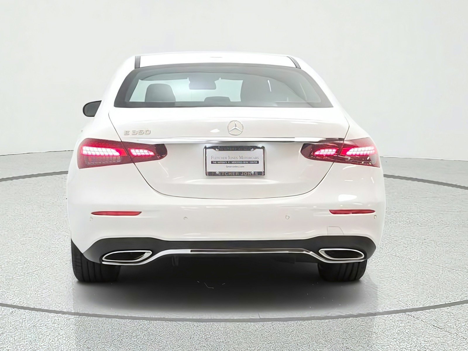 Used 2023 Mercedes-Benz E 350 Sedan image 6