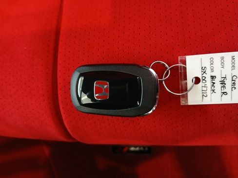 New 2025 Honda Civic Type R image 16