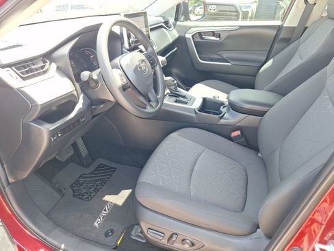 Used 2024 Toyota RAV4 XLE w/ Convenience Package FWD image 15