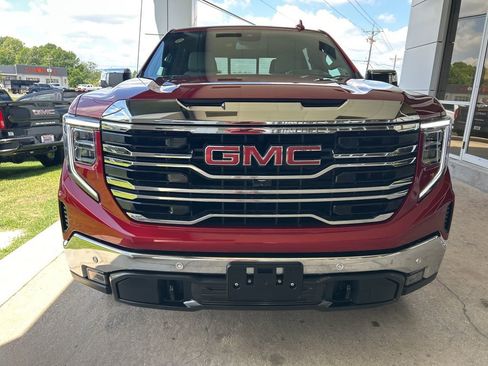 Used 2025 GMC Sierra 1500 SLT w/ SLT Premium Plus Package AWD/4WD image 3