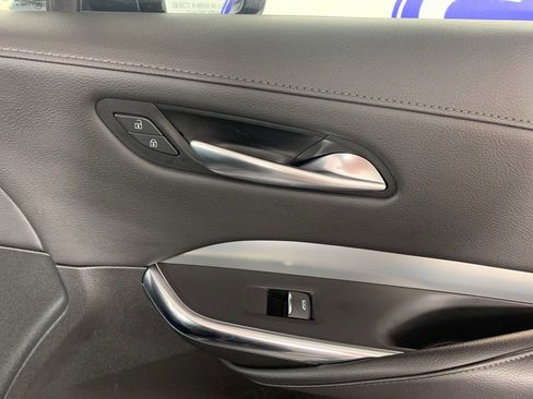 Used 2023 Cadillac XT4 Premium Luxury image 41