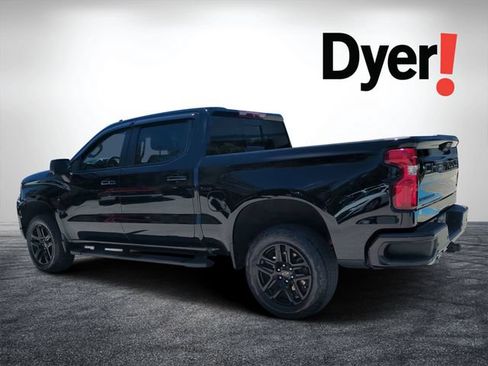 Used 2024 Chevrolet Silverado 1500 LT Trail Boss w/ LT Trail Boss Premium Package AWD/4WD image 6