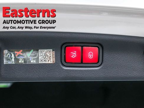 Used 2023 Mercedes-Benz C 300 C 300 image 20