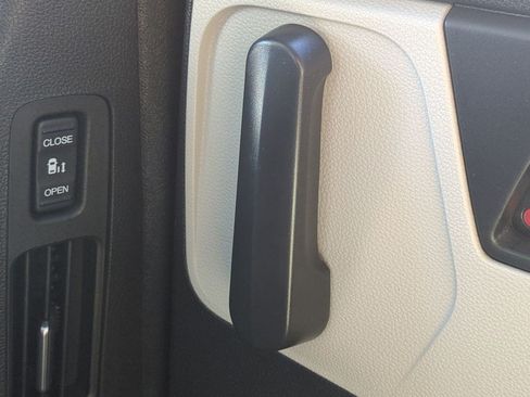 Used 2025 Honda Odyssey EX-L image 37