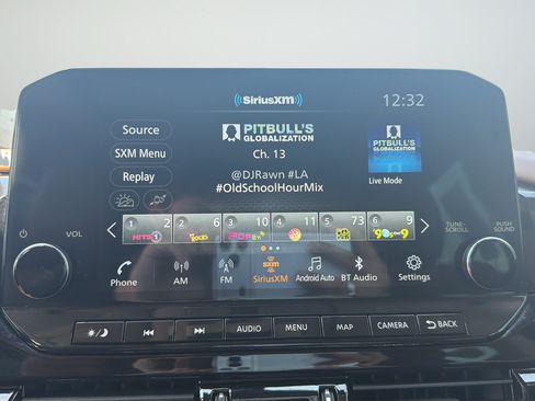 Used 2024 Nissan Pathfinder Platinum FWD image 40