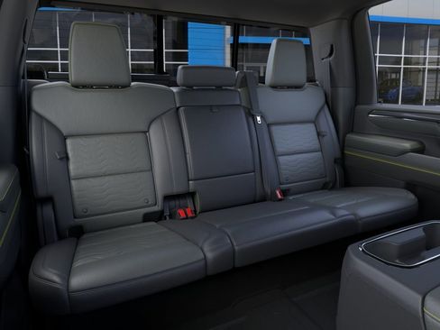 New 2026 Chevrolet Silverado 2500 ZR2 AWD/4WD image 18