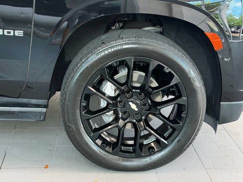 Used 2023 Chevrolet Tahoe Premier RWD image 9