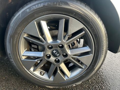 Used 2020 Kia Soul EX FWD image 12