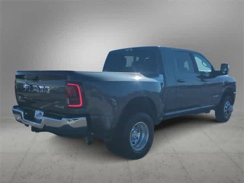 Used 2025 RAM 3500 Laramie w/ Max Tow Package image 8