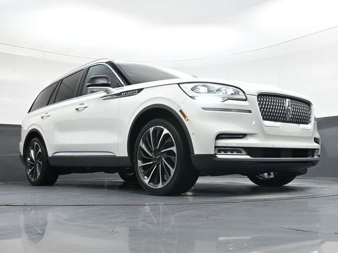 Used 2020 Lincoln Aviator Reserve w/ Equipment Group 202A image 31