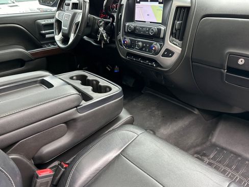 Used 2016 GMC Sierra 1500 SLT w/ SLT Premium Package AWD/4WD image 16