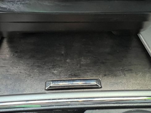 Used 2022 Ford F250 Lariat w/ Tremor Off-Road Package image 35