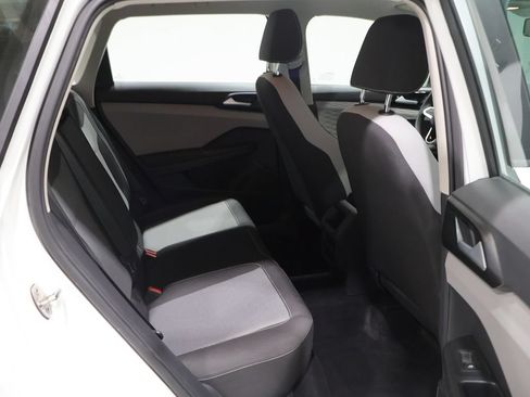 Used 2022 Volkswagen Taos S FWD image 20