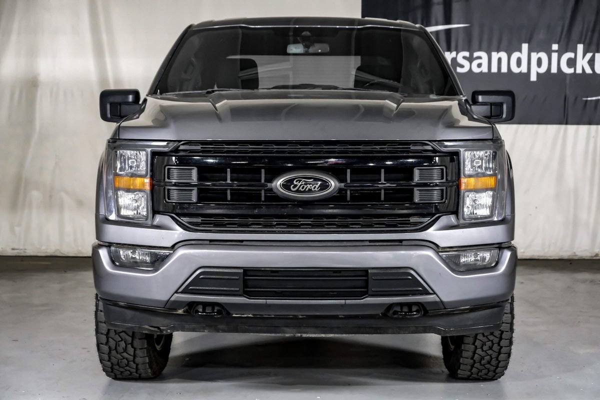Used 2023 Ford F150 XLT w/ XLT Black Appearance Package AWD/4WD image 3