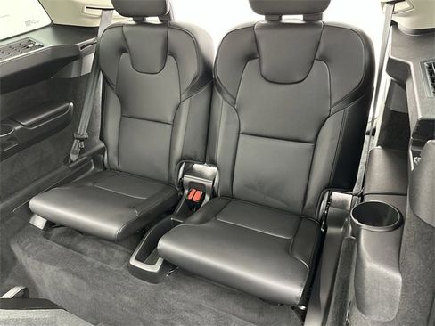 Certified 2023 Volvo XC90 B5 Core w/ Protection Package Premier image 24