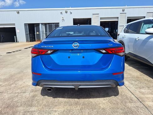 Used 2023 Nissan Sentra SR w/ SR Premium Package FWD image 4