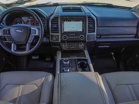 Used 2019 Ford Expedition Max Platinum image 27