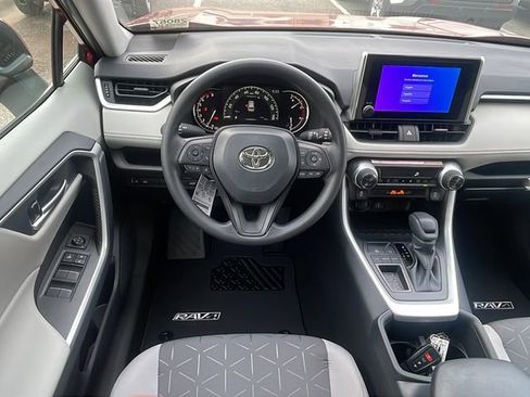 New 2025 Toyota RAV4 XLE image 19