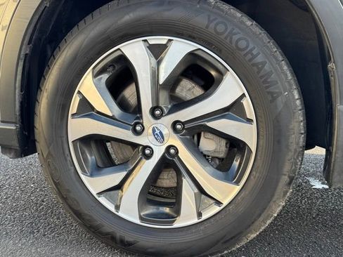 Used 2021 Subaru Outback Touring w/ Popular Package #2 image 33