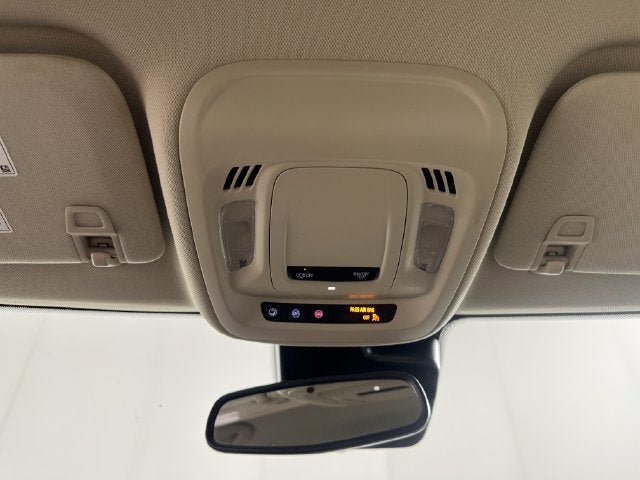 Used 2023 Buick Envision Essence AWD/4WD image 23