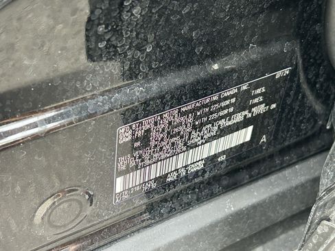 Used 2024 Toyota RAV4 XLE Premium w/ Weather Package AWD/4WD image 9
