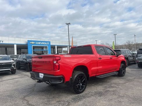 Used 2021 Chevrolet Silverado 1500 LT Trail Boss w/ Bed Protection Package image 3