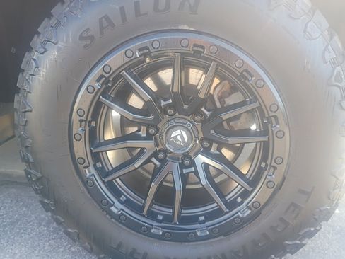 Used 2021 Chevrolet Silverado 1500 RST w/ Convenience Package II AWD/4WD image 20
