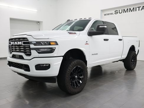 Used 2025 RAM 2500 Big Horn AWD/4WD image 7