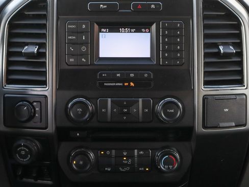 Used 2018 Ford F150 XLT w/ XTR Package image 26