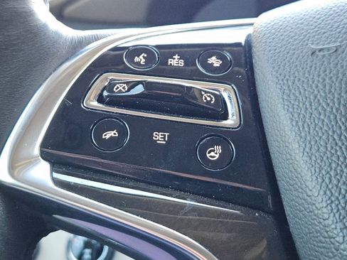 Used 2020 Cadillac Escalade Premium Luxury image 13