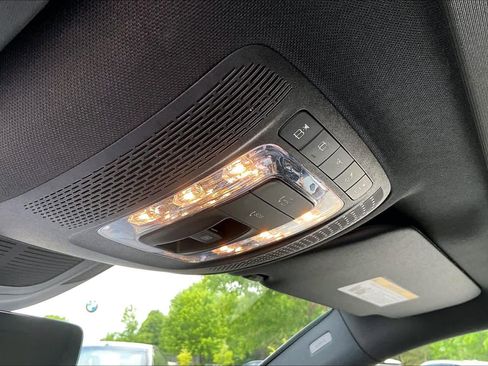 Used 2025 Mercedes-Benz GLE 350 4MATIC image 38