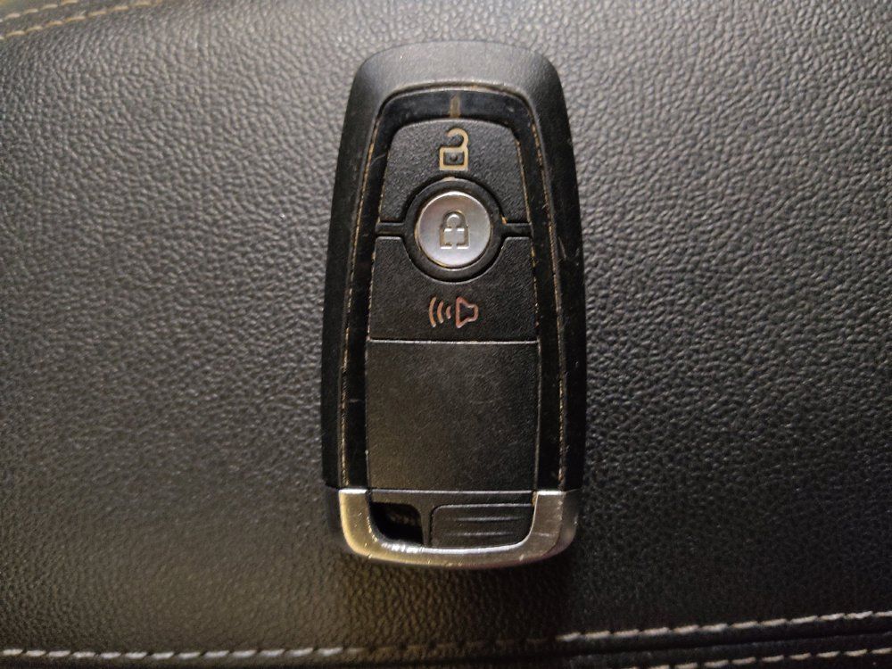 Used 2021 Ford Escape SE FWD image 32