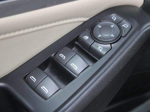 Used 2022 Chevrolet Traverse LT w/ LT Premium Package AWD/4WD image 60
