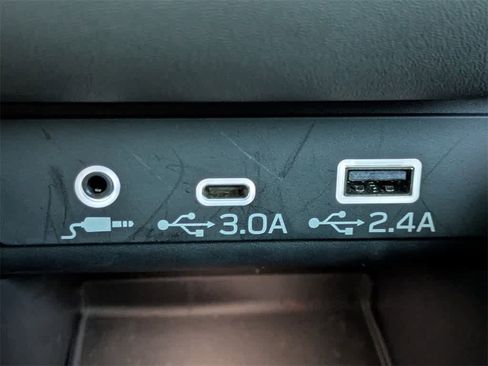 Used 2025 Subaru Outback Onyx Edition image 28