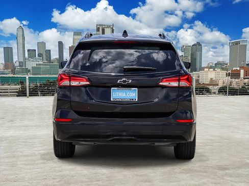 Used 2024 Chevrolet Equinox Premier FWD image 5