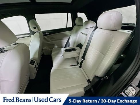 Used 2023 Volkswagen Tiguan SE R-Line image 25