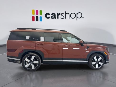 Used 2025 Hyundai Santa Fe Limited AWD/4WD image 6